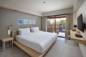 SEVN Legian Hotel