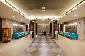 SEVN Legian Hotel