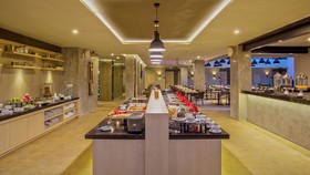 SEVN Legian Hotel