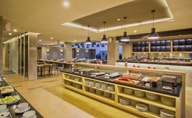 SEVN Legian Hotel