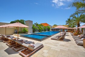 The Bandha Hotel & Suites