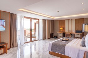 The Bandha Hotel & Suites