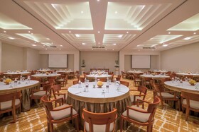 The Bandha Hotel & Suites