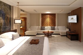The Bandha Hotel & Suites