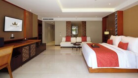 The Bandha Hotel & Suites
