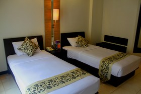 Losari Hotel & Villas