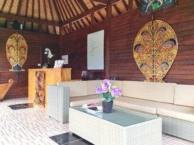 Laguna Reef Huts