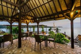 Laguna Reef Huts