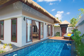 Lembongan Beach Club & Resort