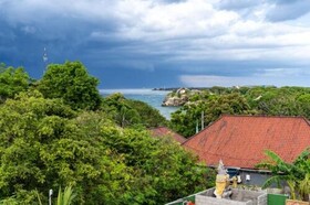 Lembongan Cempaka Villa & Restaurant