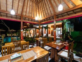 Lembongan Cempaka Villa & Restaurant
