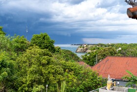 Lembongan Cempaka Villa & Restaurant