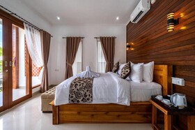 Lembongan Cempaka Villa & Restaurant