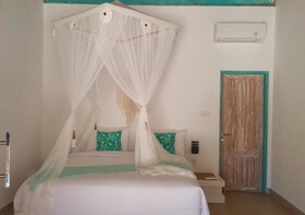 Le Nusa Beach Club