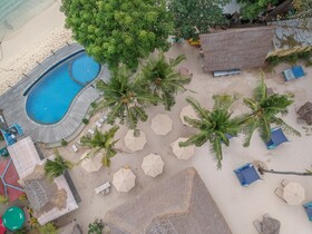 Le Nusa Beach Club