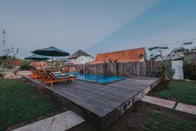 Paluh Beach Huts