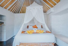 Paluh Beach Huts