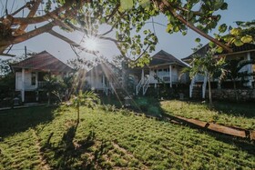 Paluh Beach Huts