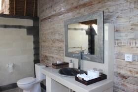 Sanghyang Bay Villas