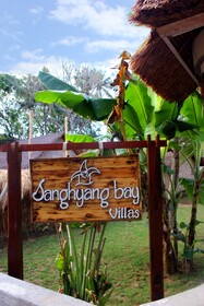Sanghyang Bay Villas