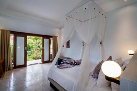 Song Bintang Cottages
