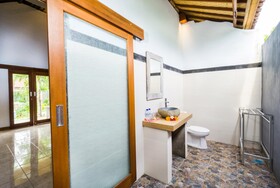 Song Bintang Cottages