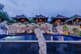 Sunday Huts Lembongan