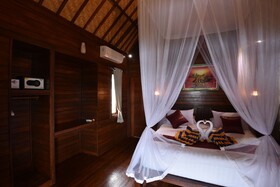 Sunday Huts Lembongan