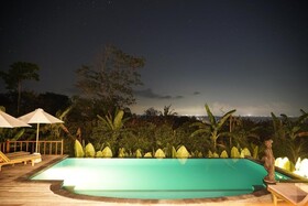 Sunset Hill Lembongan