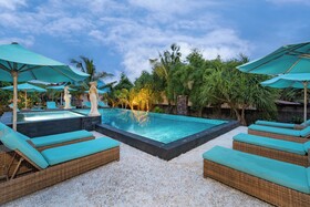 The Cubang Huts Lembongan