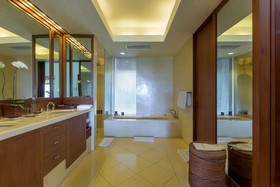 Alila Manggis