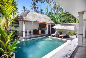 Bali Santi Bungalows