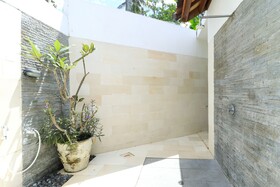 Bali Santi Bungalows
