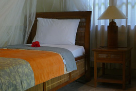 Nusa Indah Bungalows & Villa