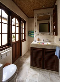 Nusa Indah Bungalows & Villa