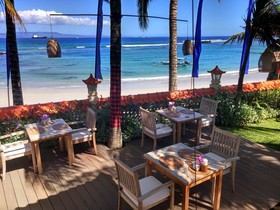 Nusa Indah Bungalows & Villa