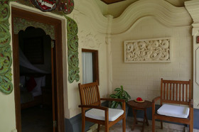 Nusa Indah Bungalows & Villa
