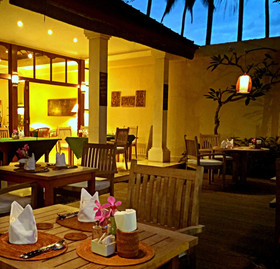Nusa Indah Bungalows & Villa