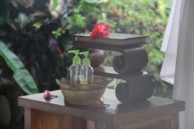Nusa Indah Bungalows & Villa