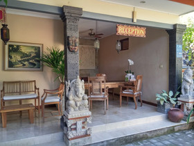 Nusa Indah Bungalows & Villa