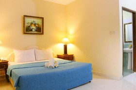 At The Beach Candidasa