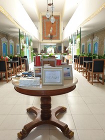 At The Beach Candidasa