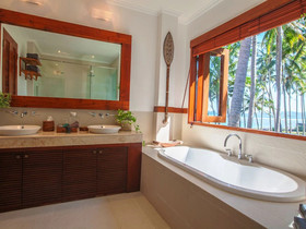 Villa Anjani