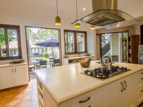 Villa Anjani