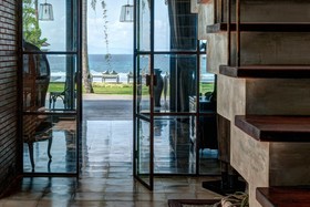 Villa Manis Beachfront