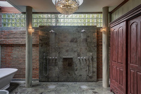 Villa Manis Beachfront