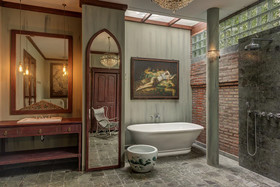 Villa Manis Beachfront