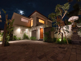 Arama Villas
