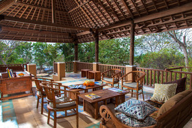 NusaBay Menjangan by WHM