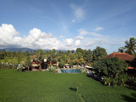 Atres Villa